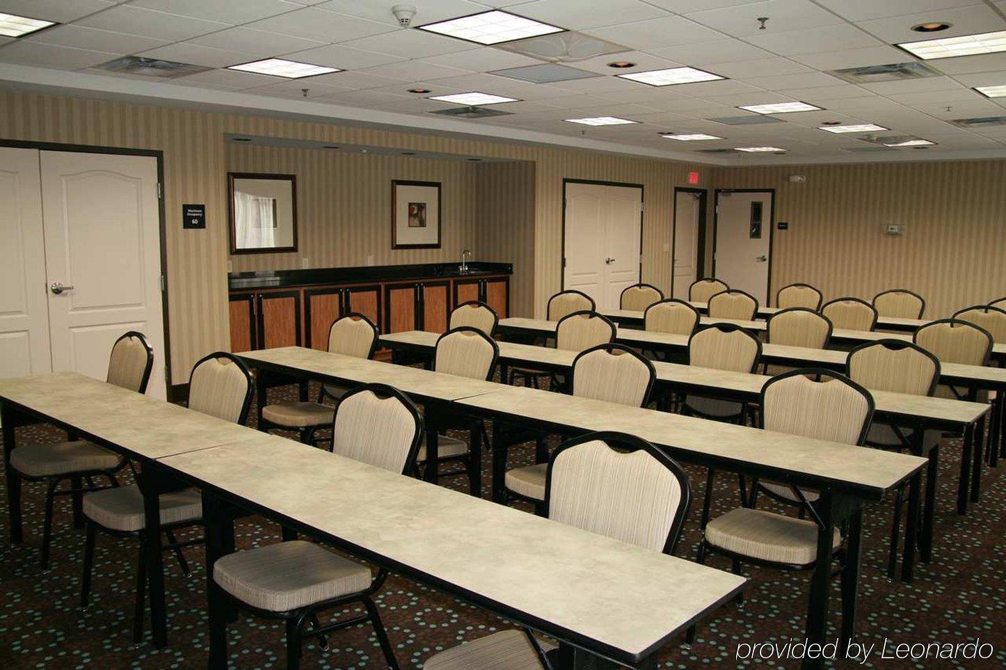 Hampton Inn Defiance Instalações foto